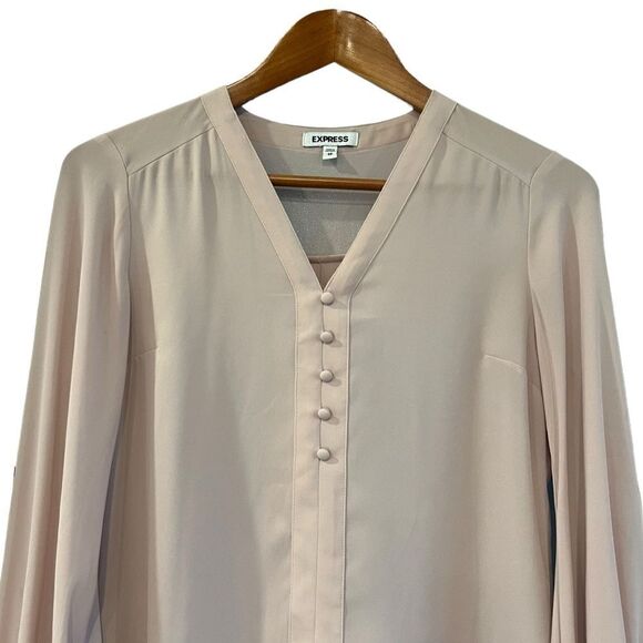 3 for $30! Express pink chiffon blouse - Picture 2 of 9